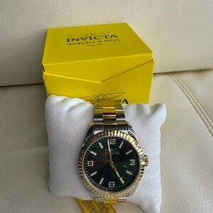 Invicta 49677 Black Face Blue Dial Gold Bracelet